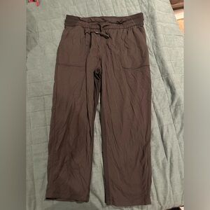 Women’s Lululemon lifestyle pants size 12. Black.